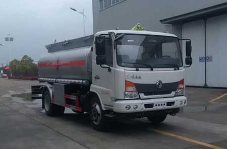 專威牌HTW5140GJYEC型加油車