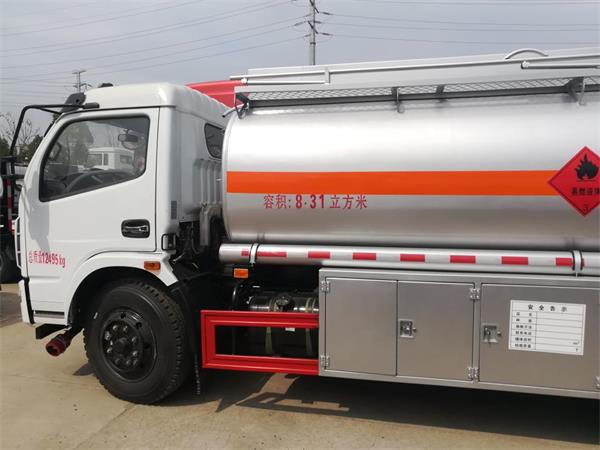 �|�L(f��ng)8.3�����͹�܇