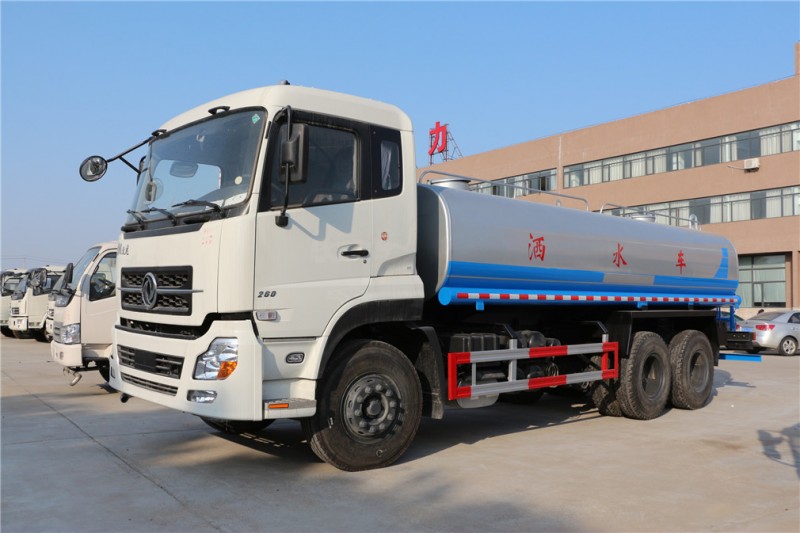 東風(fēng)天龍20-25噸灑水車(chē)